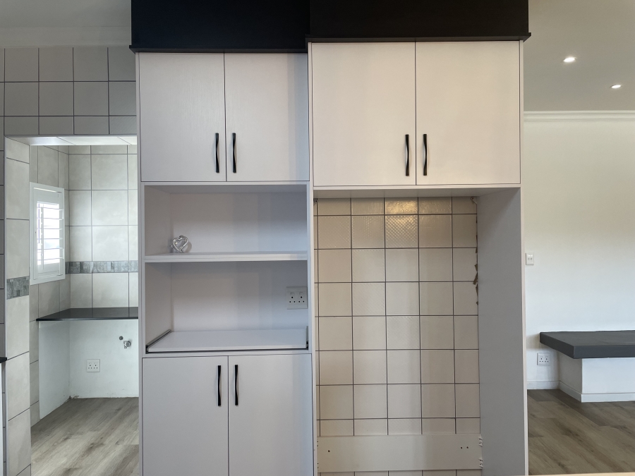 3 Bedroom Property for Sale in Country Club Western Cape